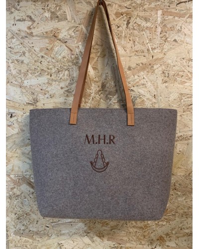 BOLSO DE FIELTRO BORDADO PERSONALIZADO Inicio